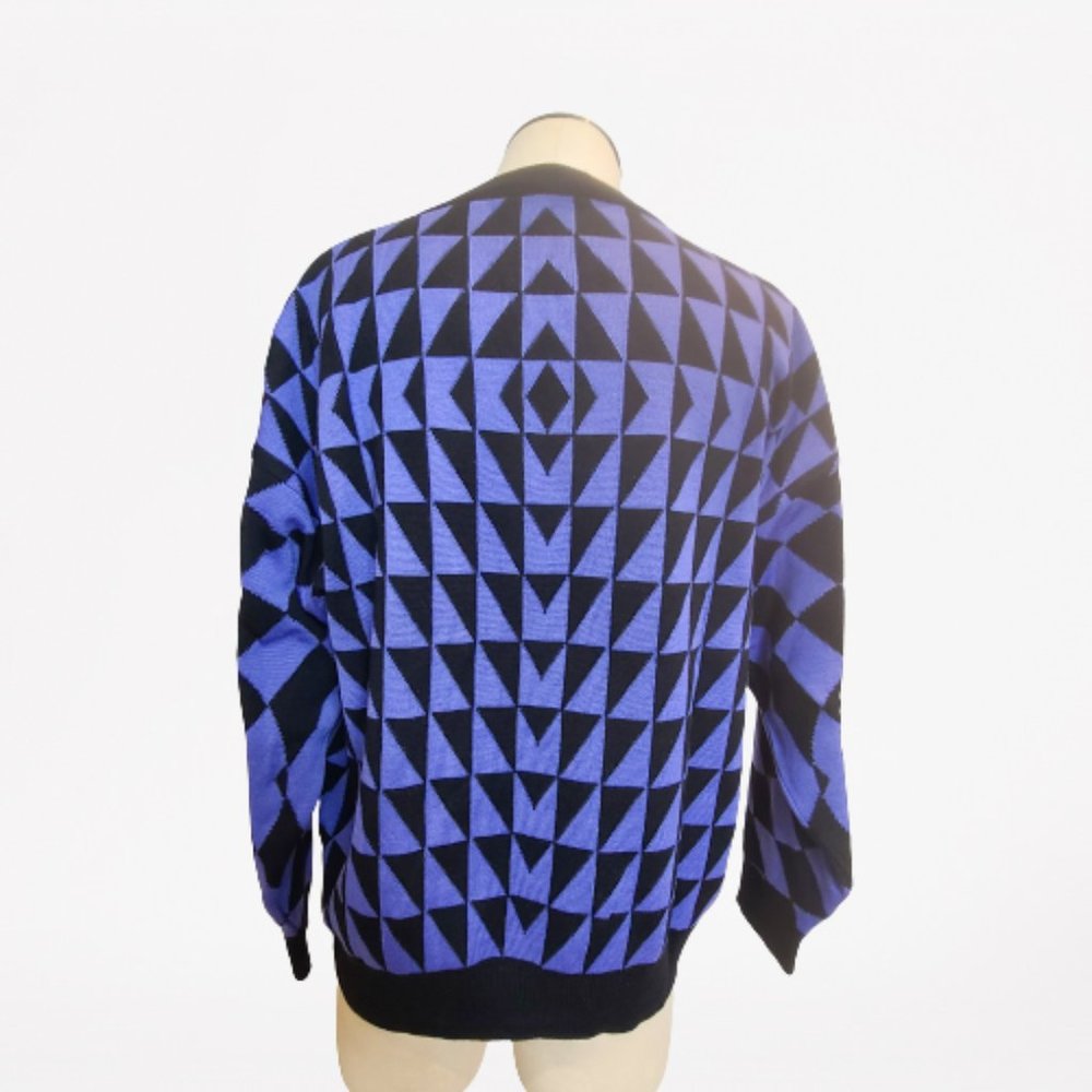 V2 VERSACE CLASSIC PRINTED CREW NECK PULLOVER - SIZE: LARGE - Picture 8 of 13